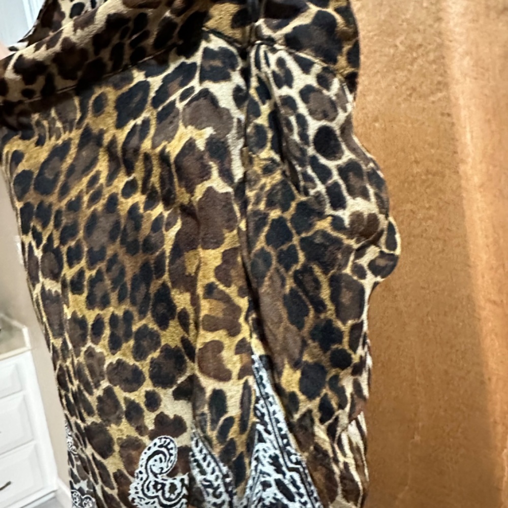 Top - Picture 4 of 4